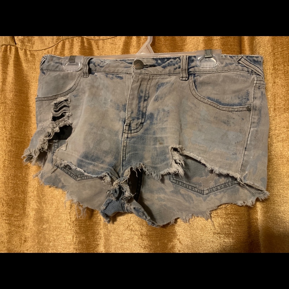 Free people super distressed shorts